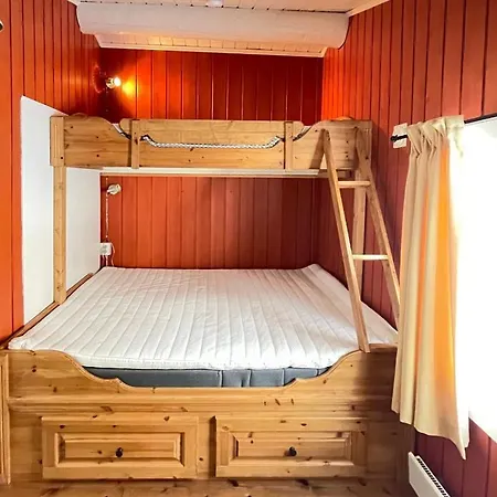 Vasethytta - With A Lovely View * Ron