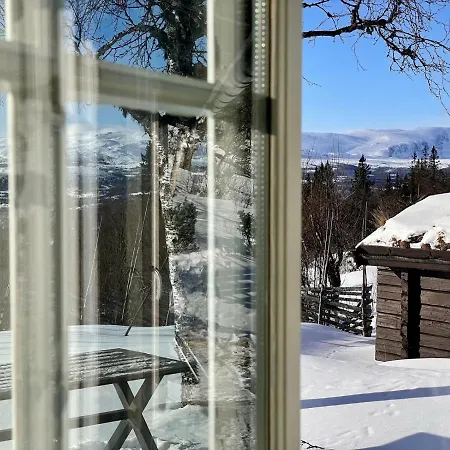 Chaleter Vasethytta - With A Lovely View *