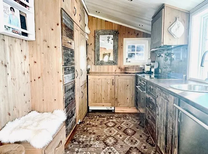 Vasethytta - With A Lovely View Alpstuga *